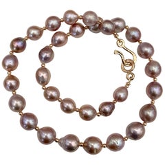 Michael Kneebone - Collier de perles baroques de couleur lavande