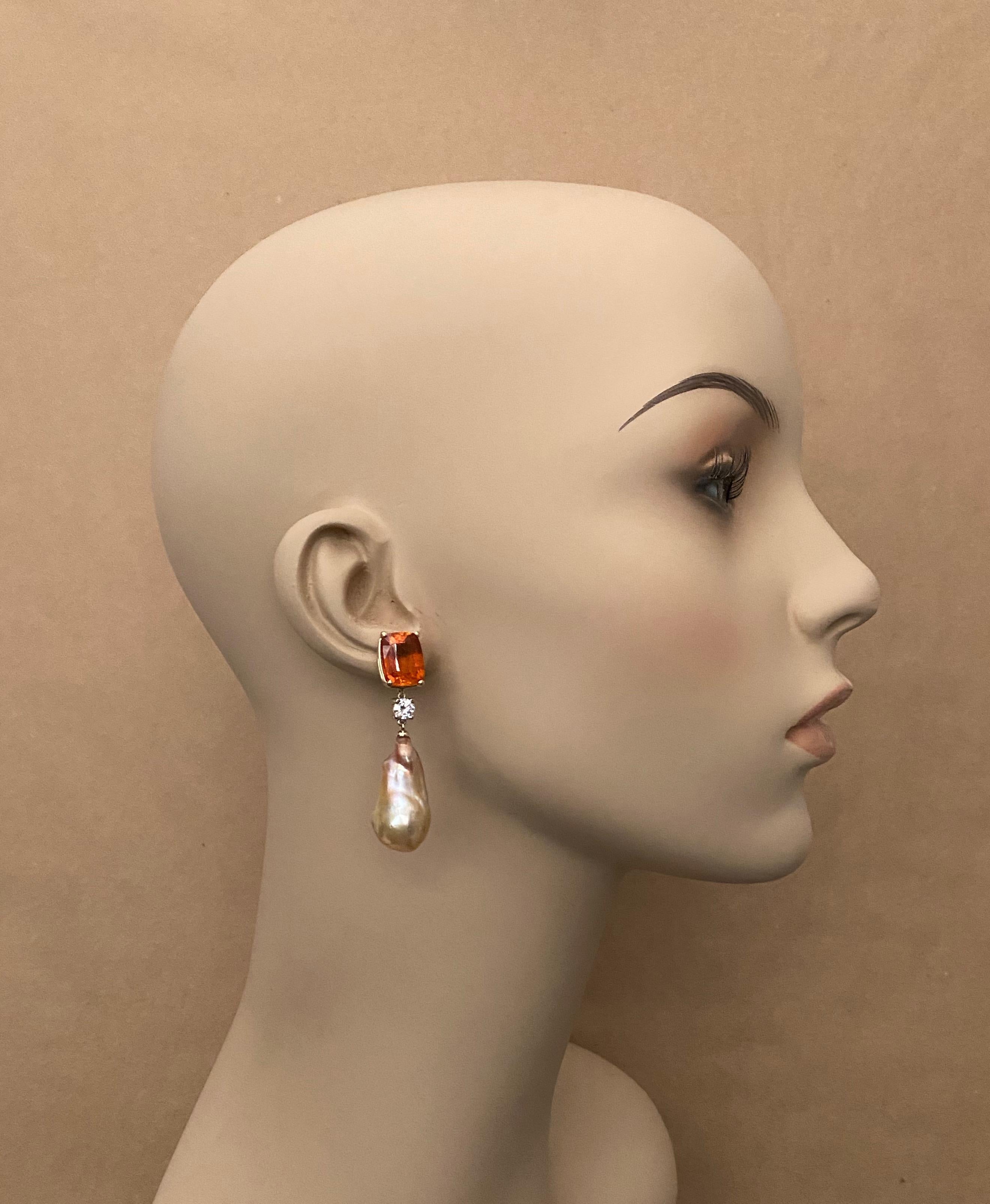 Michael Kneebone Pendants d'oreilles Madeira en citrine, saphirs et perles baroques en vente 2