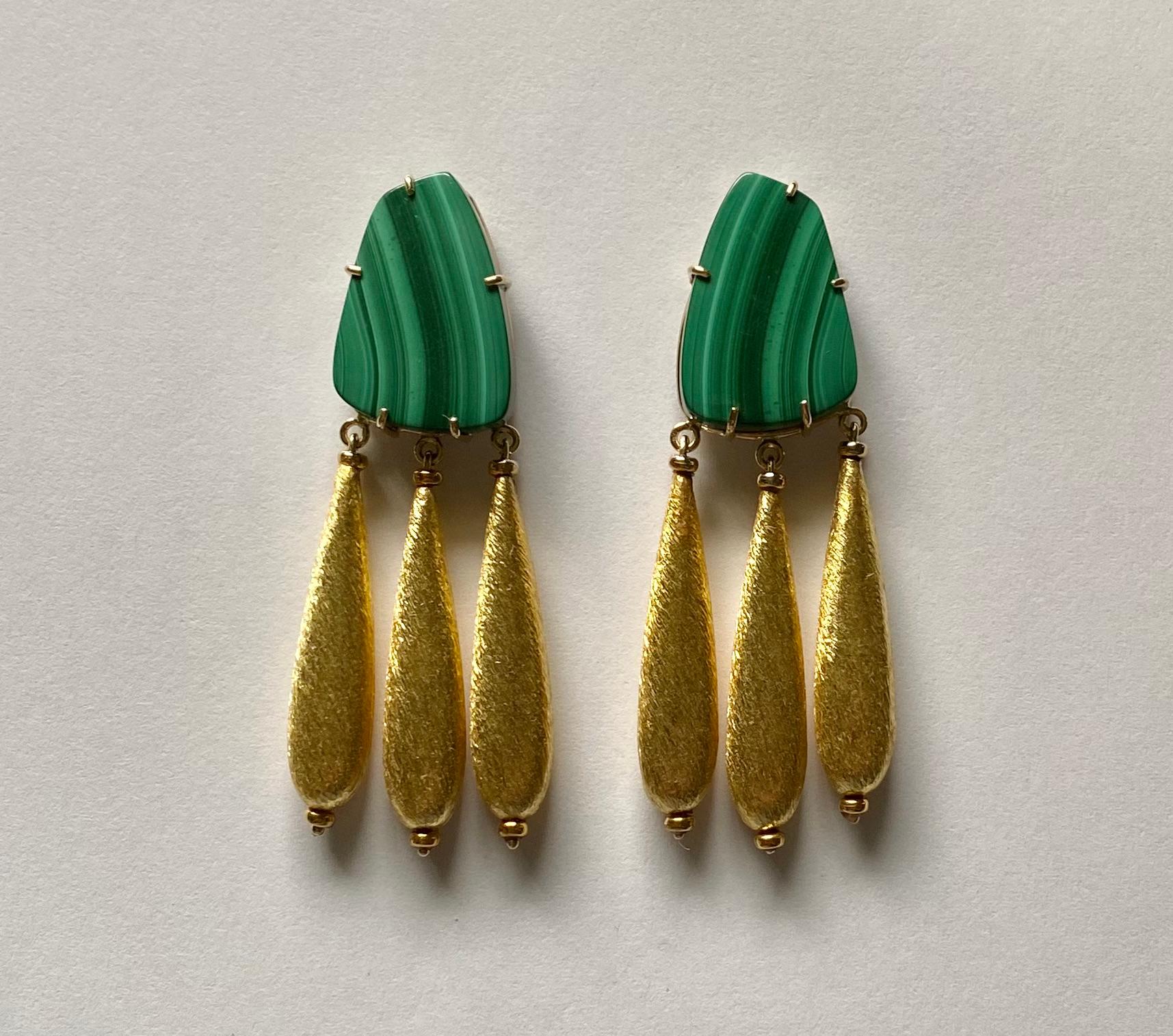 Pendientes colgantes Michael Kneebone de malaquita vermeil Contemporáneo en venta