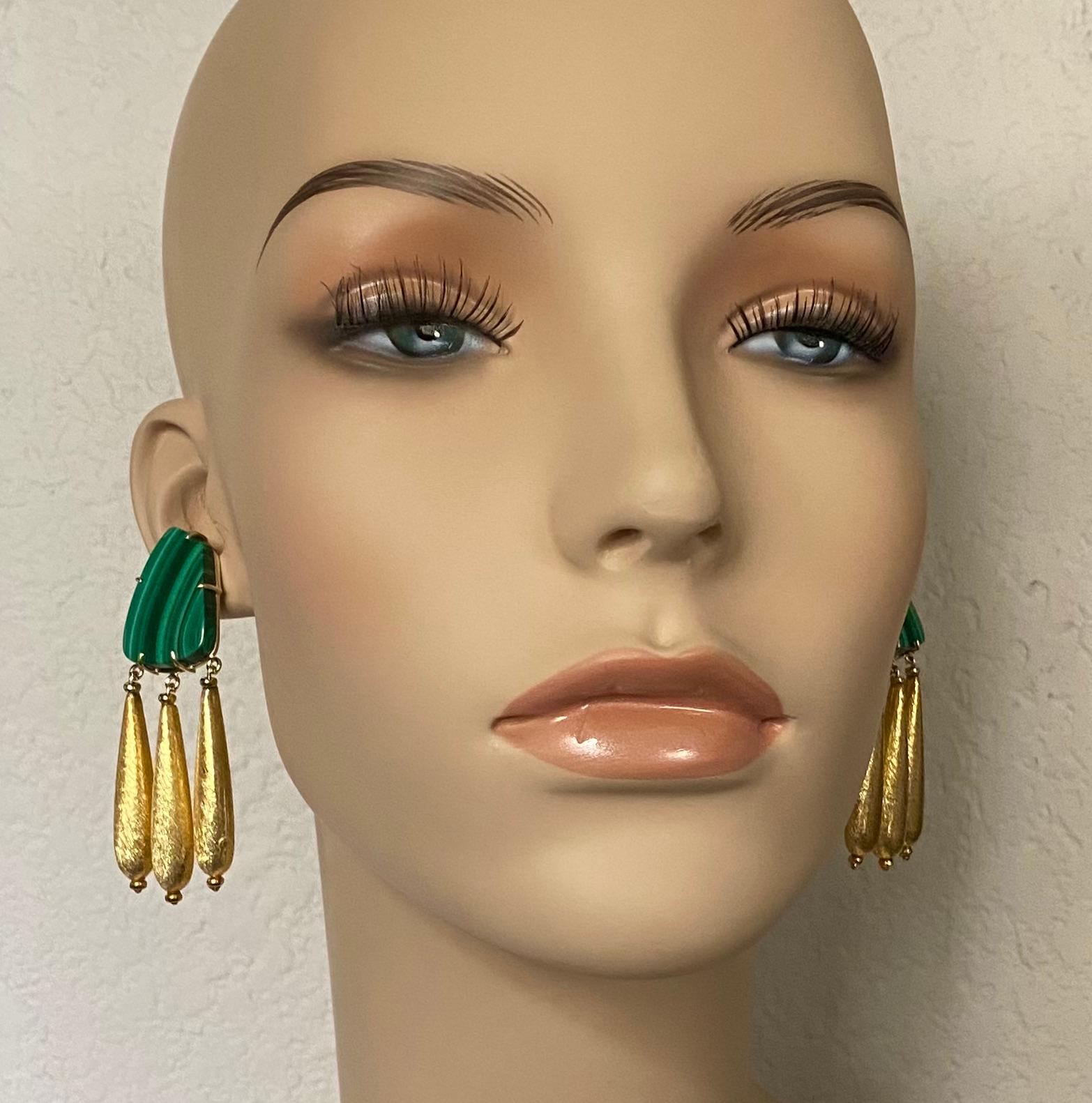De las mujeres Pendientes colgantes Michael Kneebone de malaquita vermeil en venta