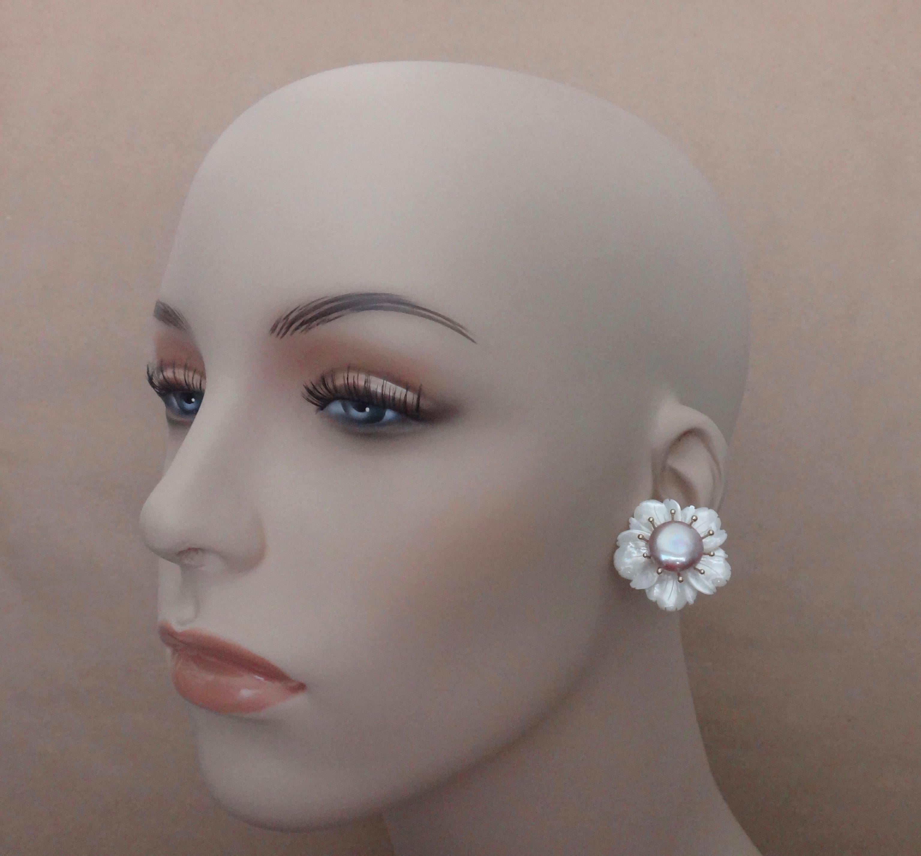 Michael Kneebone Mother-of-Pearl Coin Pearl 18 Karat Gold Flower Earrings In Excellent Condition In Austin, TX