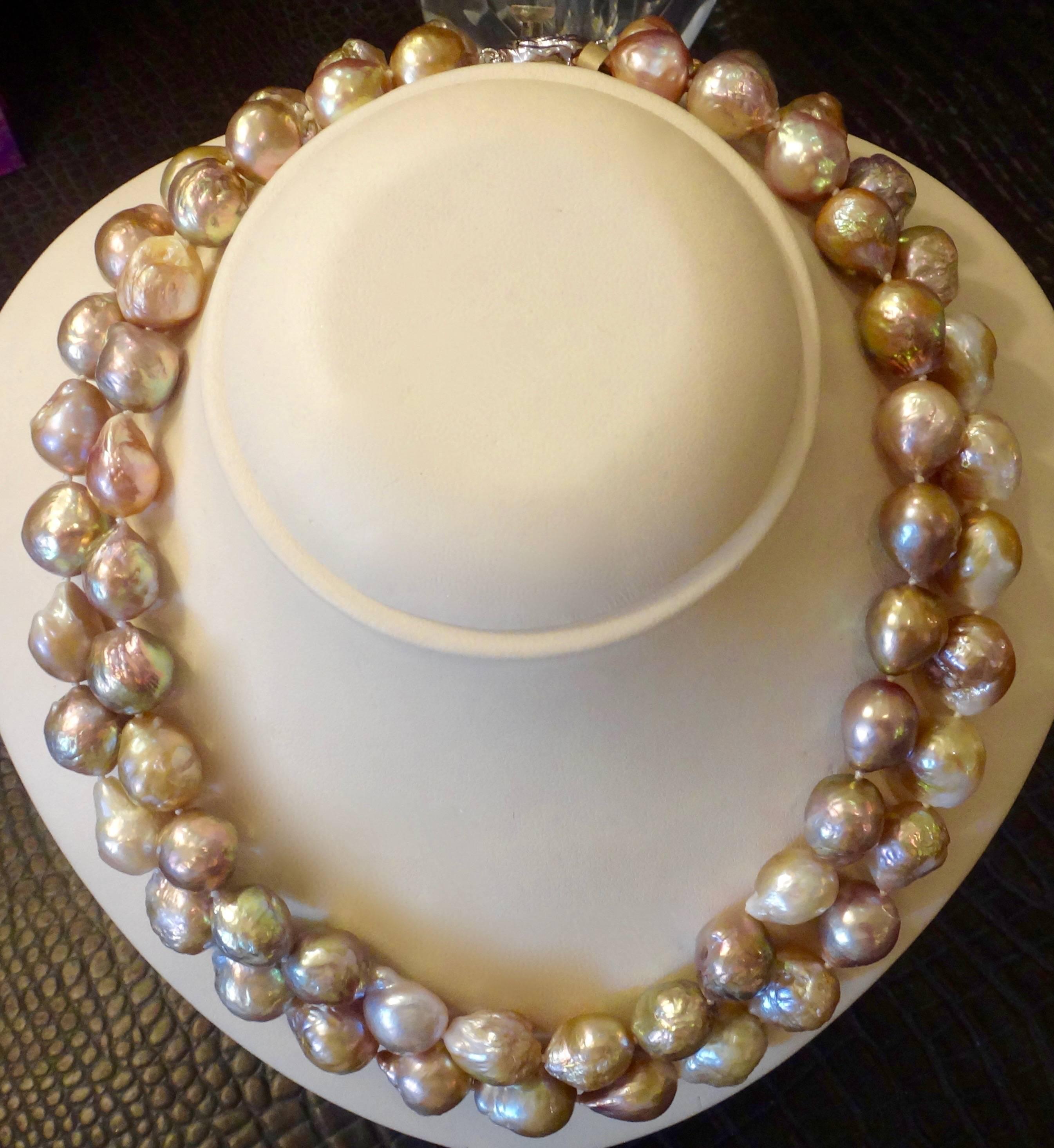 Michael Kneebone Multicolored Kasumi Pearl Necklace In Excellent Condition In Austin, TX