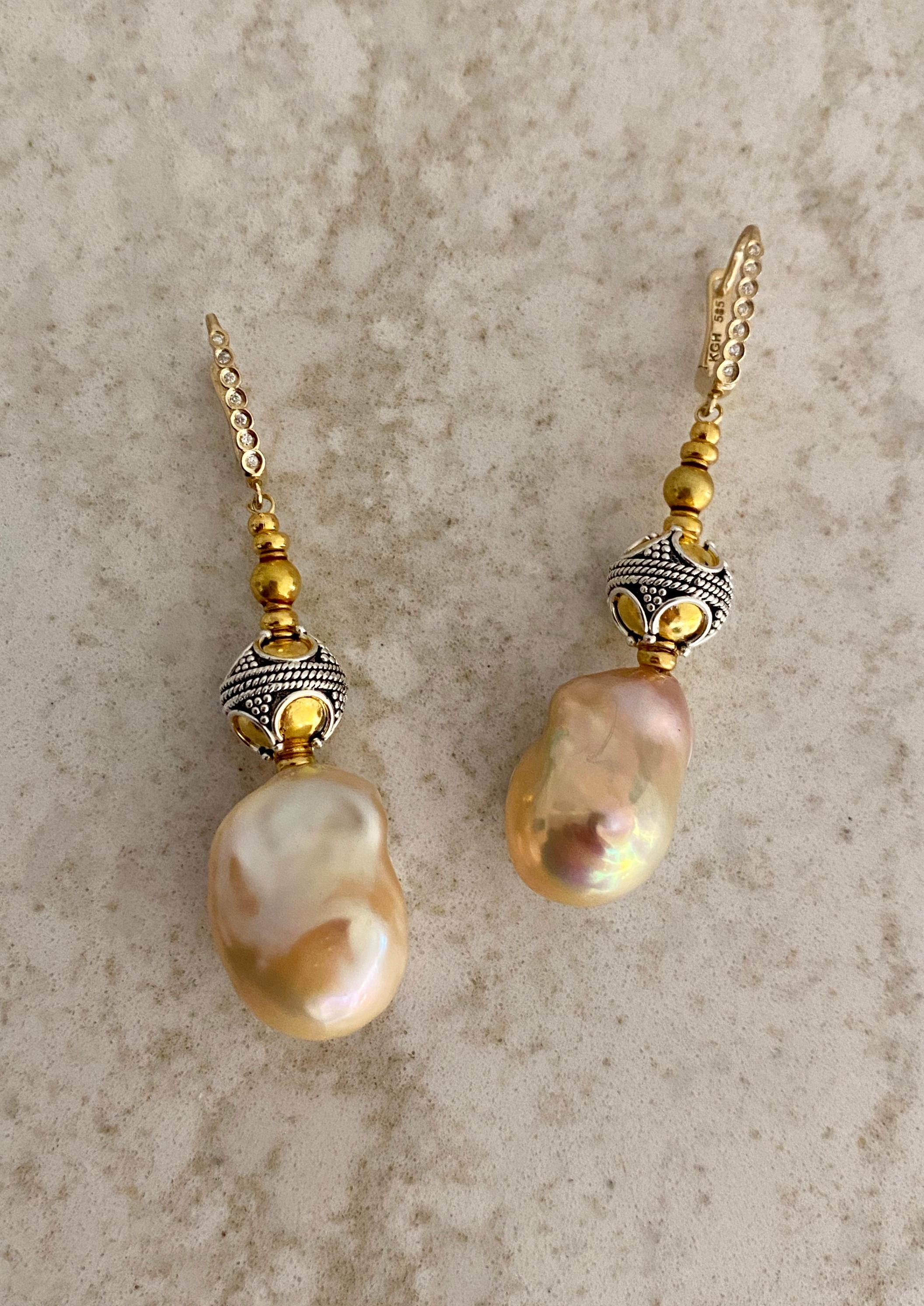 Michael Kneebone Parure collier et boucles d'oreilles en perles baroques granulées pastel et perles Neuf - En vente à Austin, TX