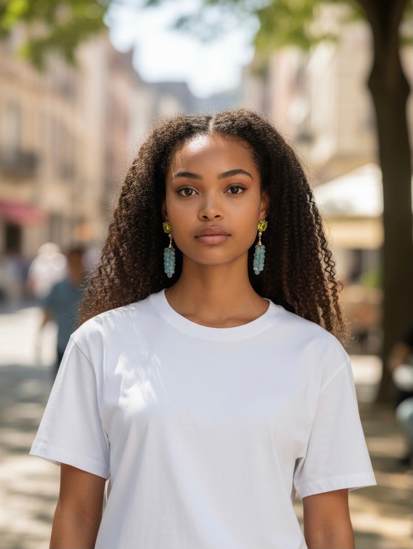 Taglio misto Michael Kneebone Orecchini pendenti con diamante peridoto e topazio blu in vendita