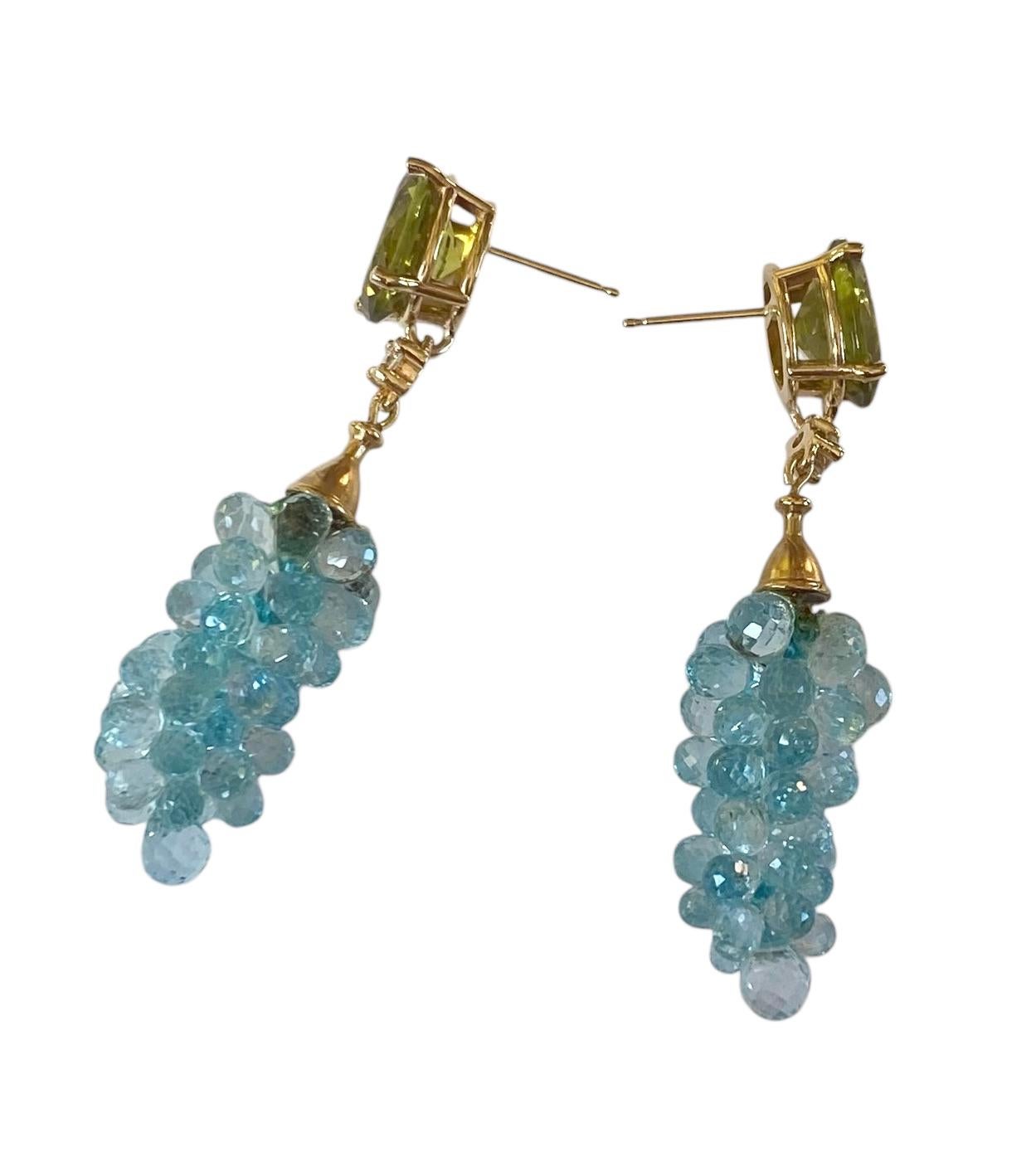 Michael Kneebone Orecchini pendenti con diamante peridoto e topazio blu in vendita 1