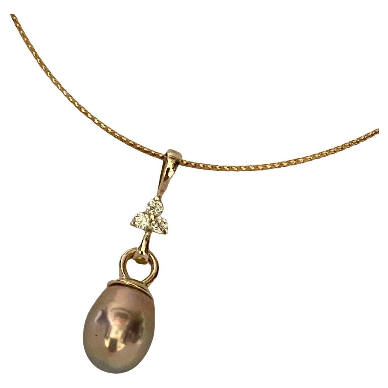 Ciondolo con perla di Tahiti Pink Diamond di Michael Kneebone in vendita