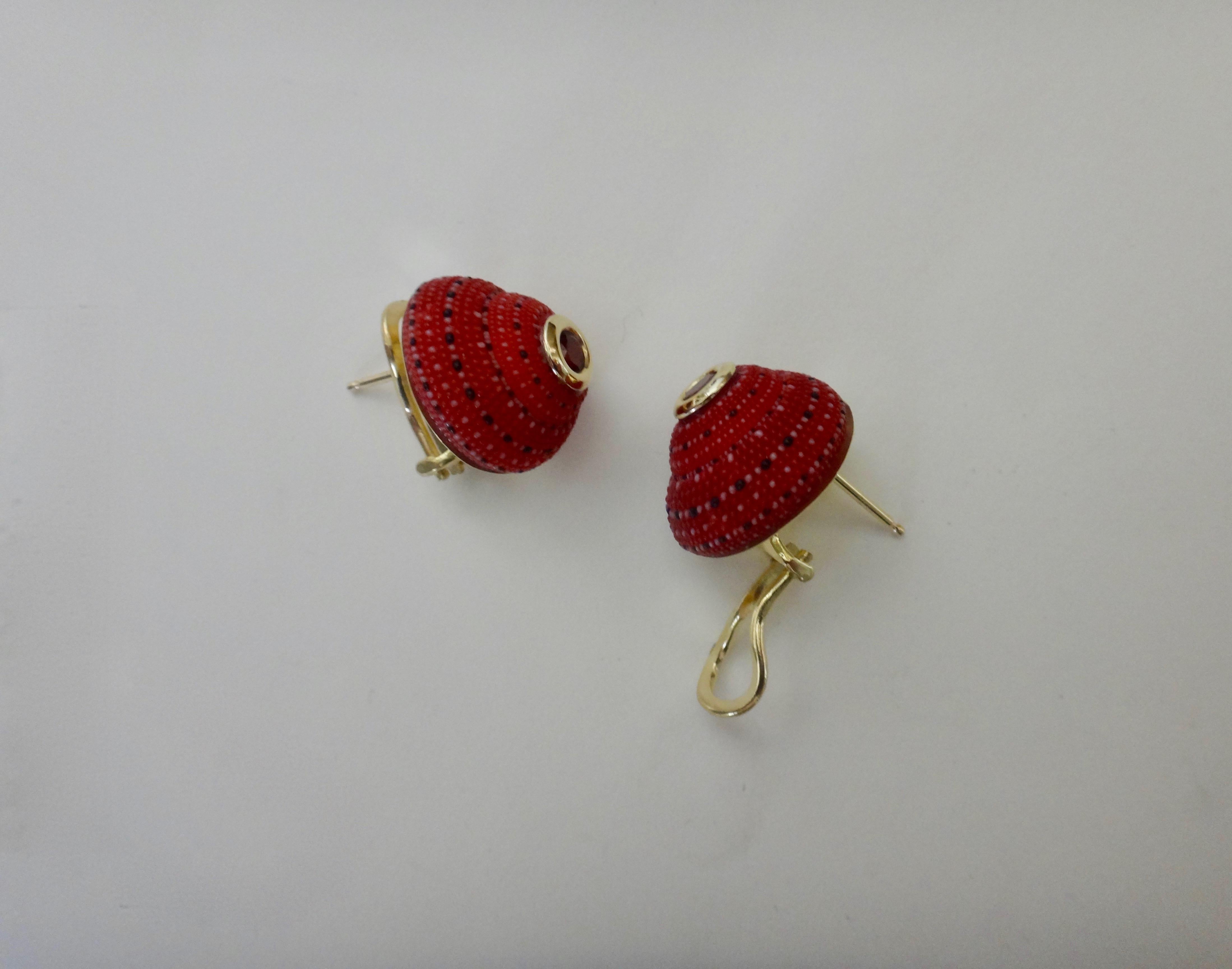 Michael Kneebone Strawberry Shell Mozambique Garnet Button Earrings 2