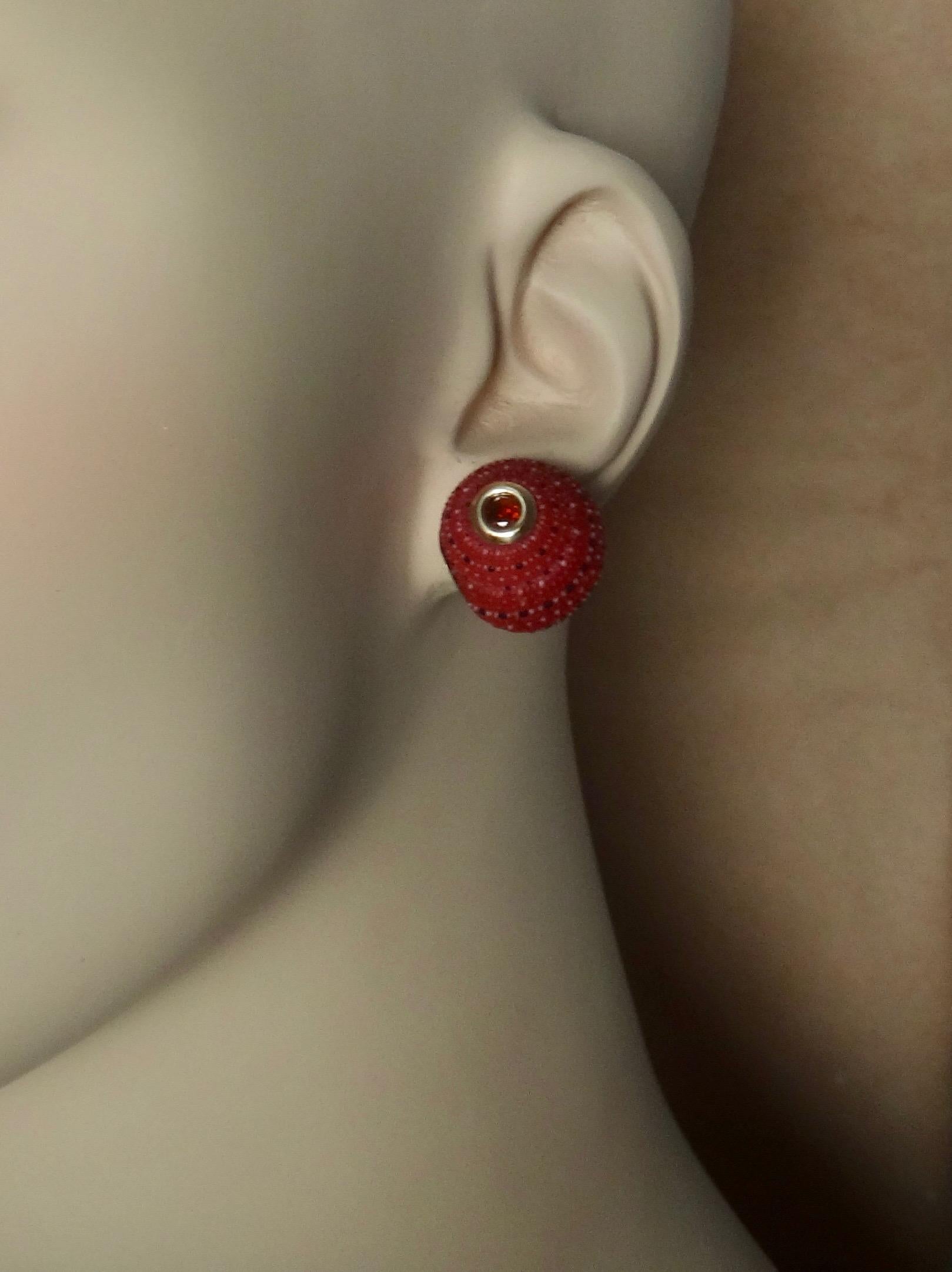 Michael Kneebone Strawberry Shell Mozambique Garnet Button Earrings 3