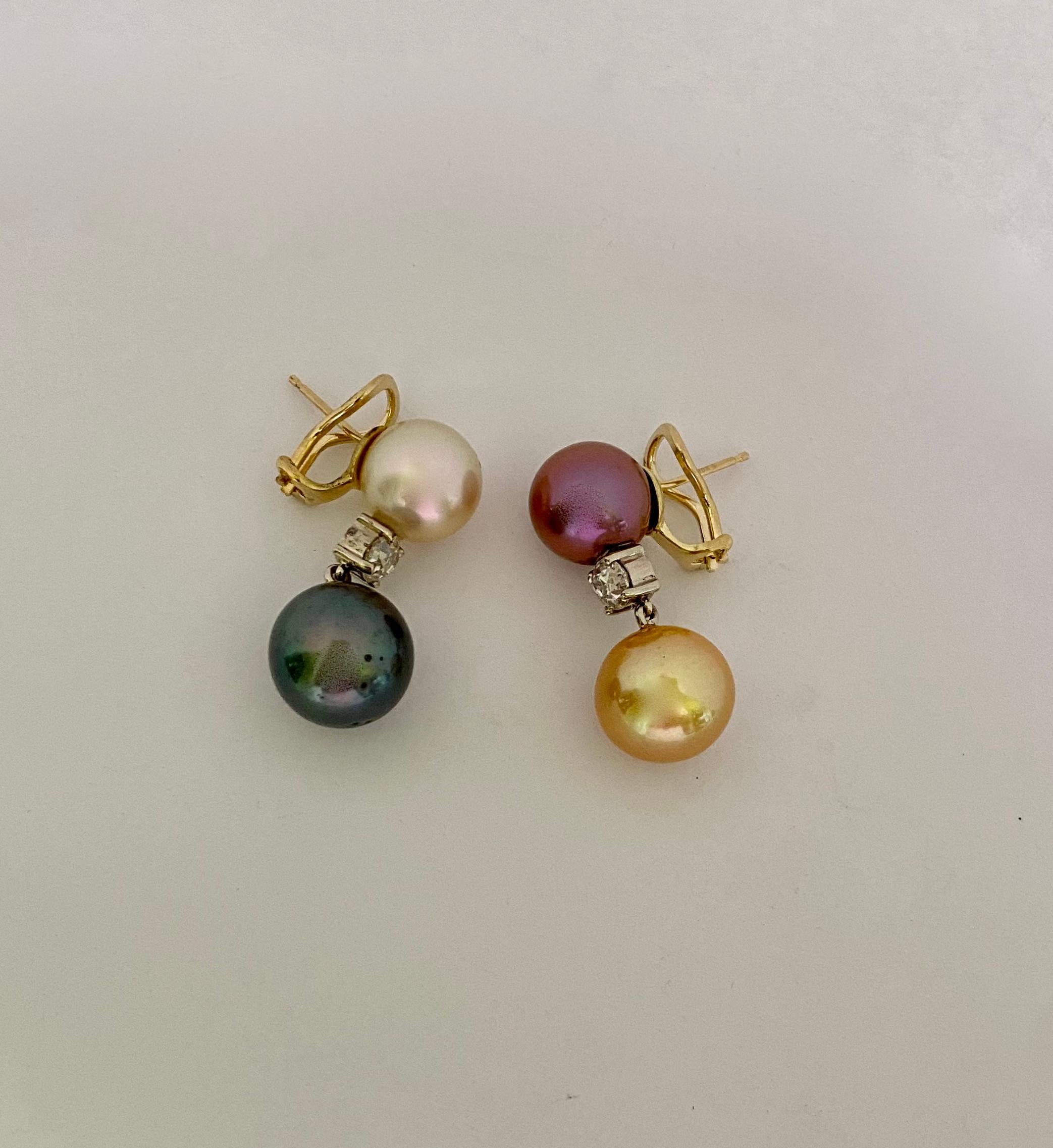 Michael Kneebone Boucles d'oreilles pendantes en perles des mers du Sud de Tahiti et diamants en vente 1