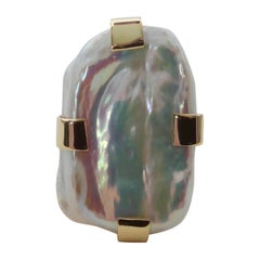 Michael Kneebone Tile Pearl 18 Karat Gold Cocktail Ring