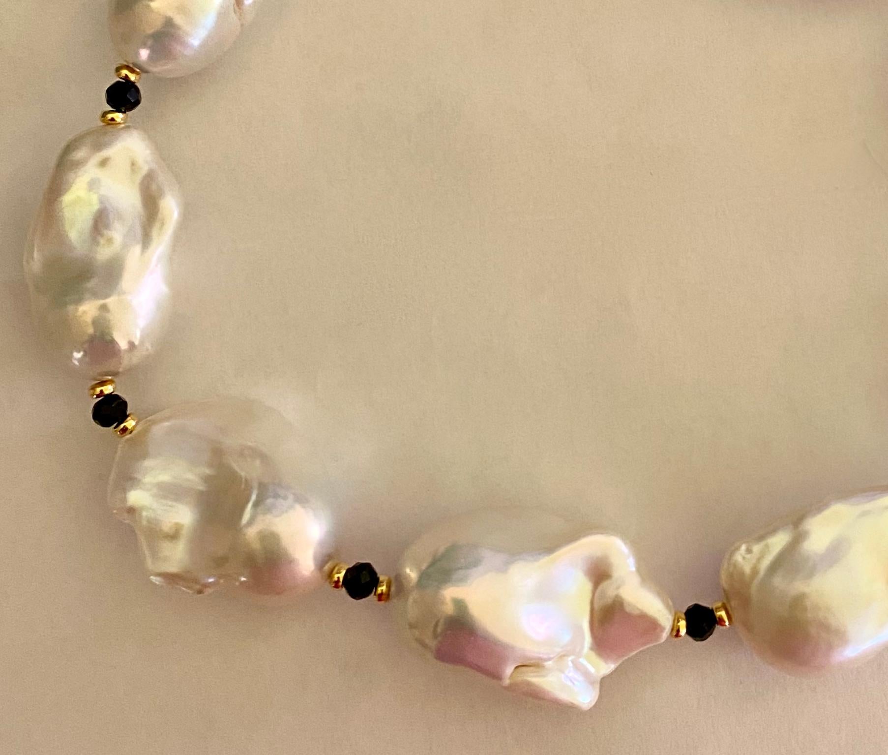 baroque pearl necklace value