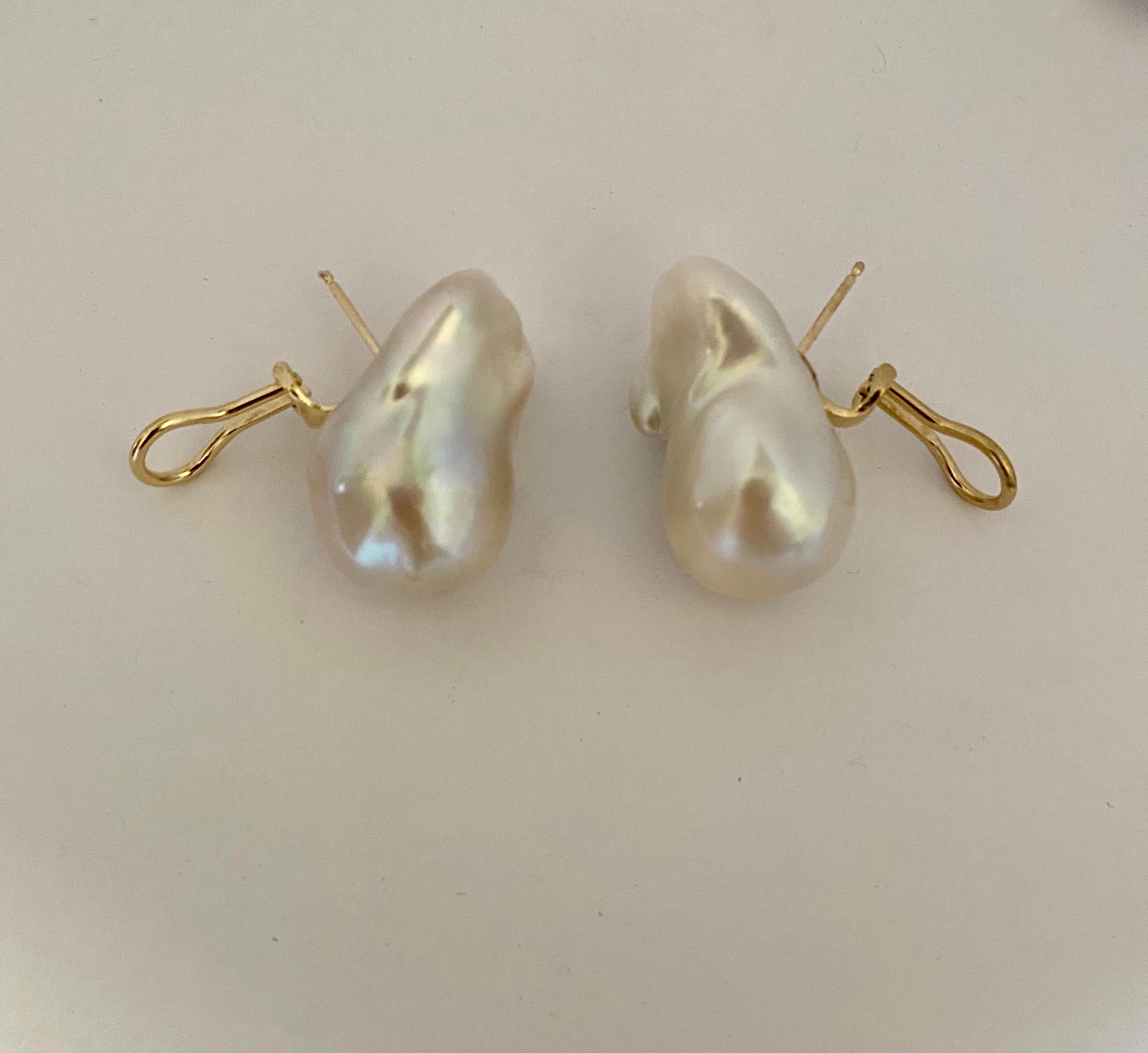 Michael Kneebone White Baroque Pearl Stud Earrings In New Condition For Sale In Austin, TX