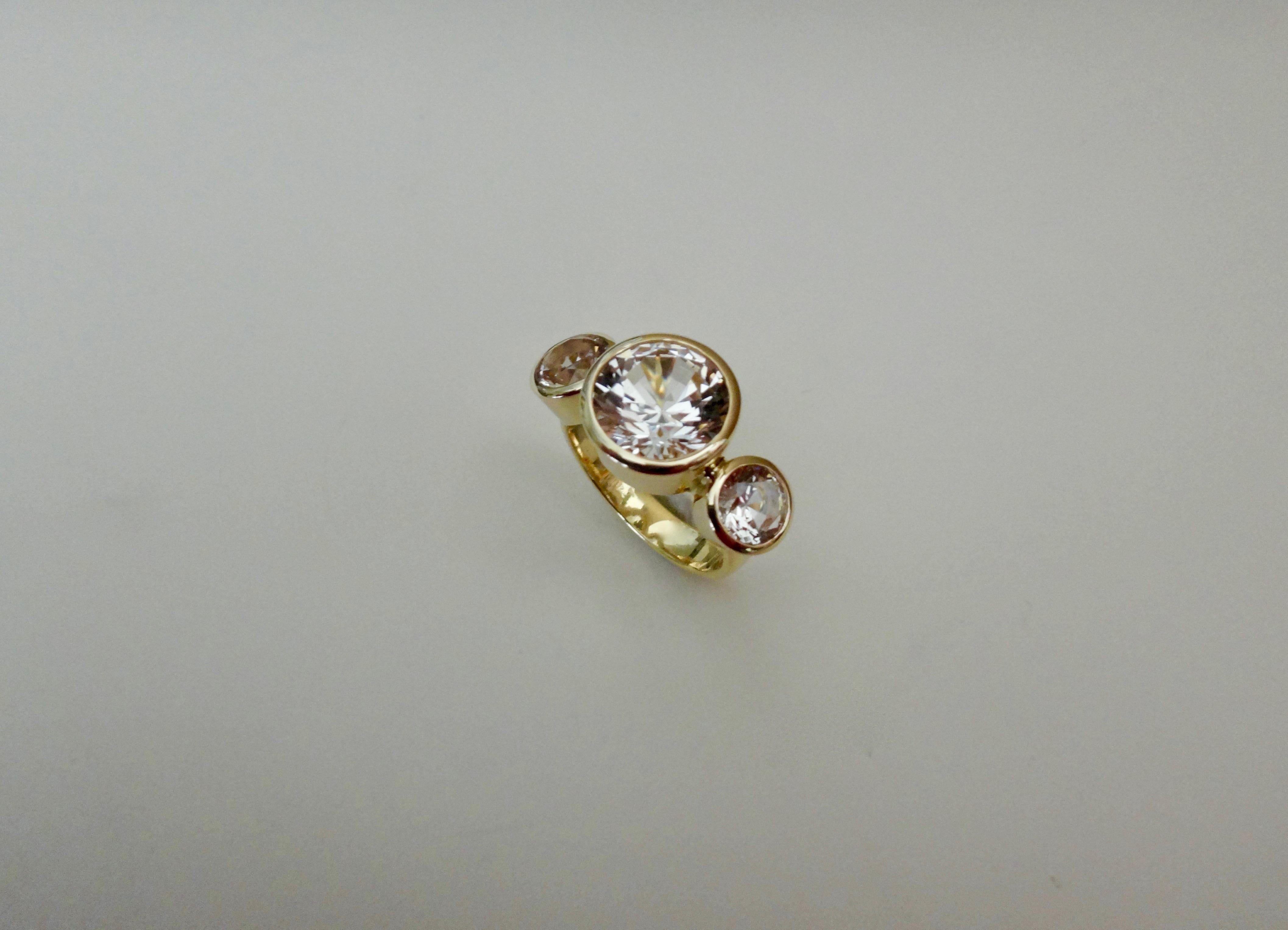 Contemporary Michael Kneebone White Sapphire 18 Karat Gold Three-Stone Leah Ring