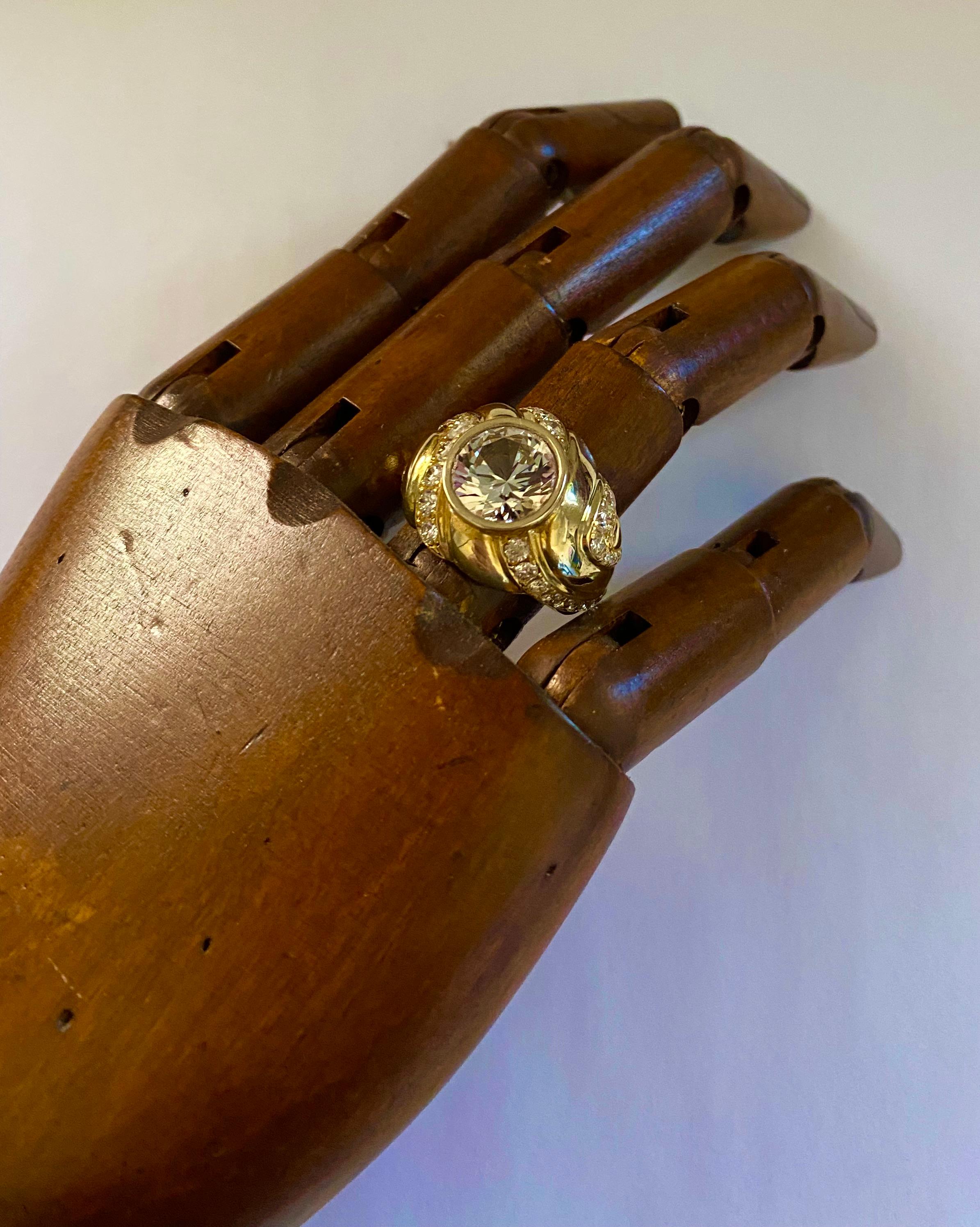 Michael Kneebone White Sapphire Pave Diamond 18k Karat Gold Dome Ring 2