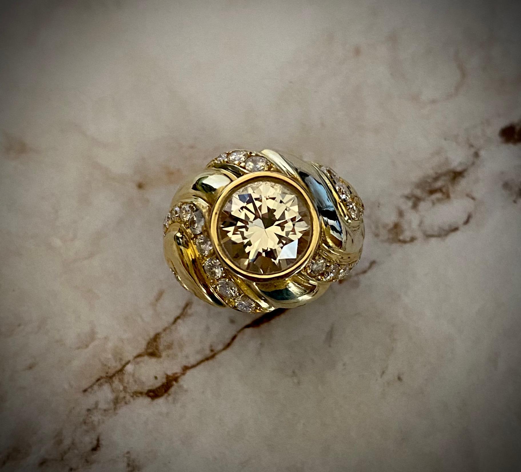 Brilliant Cut Michael Kneebone White Sapphire Pave Diamond 18k Karat Gold Dome Ring
