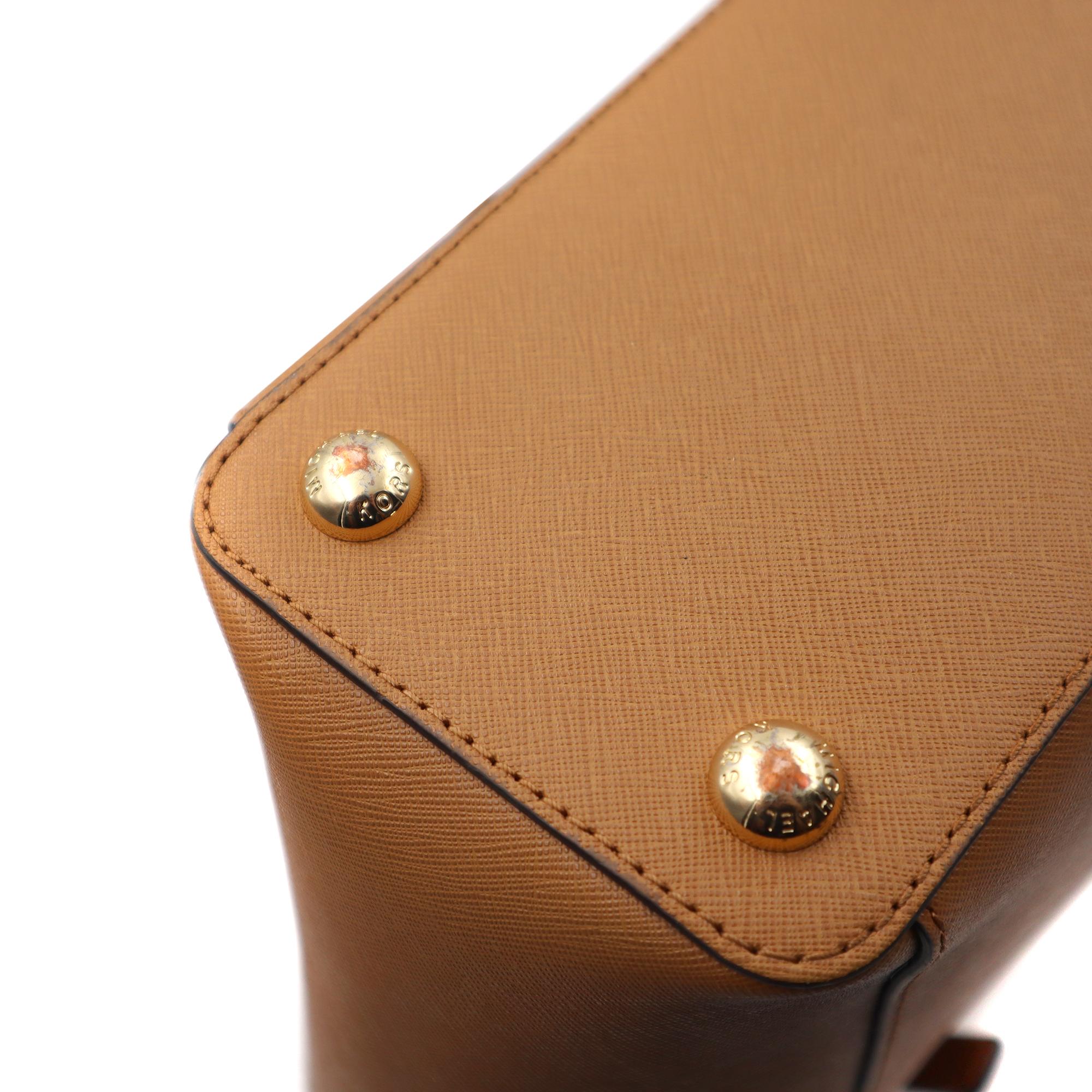 Michael Kors 30F2GTTT8L Jet Set Top-Zip Saffiano Tote Acorn Womens Bag In Excellent Condition In New York, NY