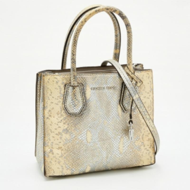 Michael Kors Beige/Gold Python Embossed Leather Small Mercer Tote For Sale 2