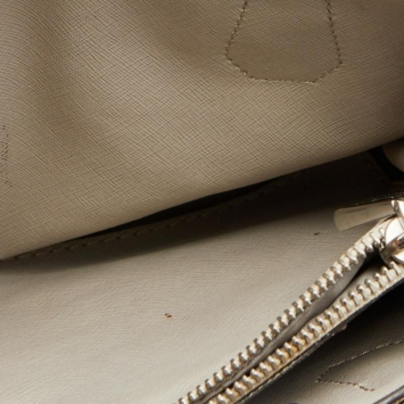 Michael Kors Beige/Gold Python Embossed Leather Small Mercer Tote For Sale 3