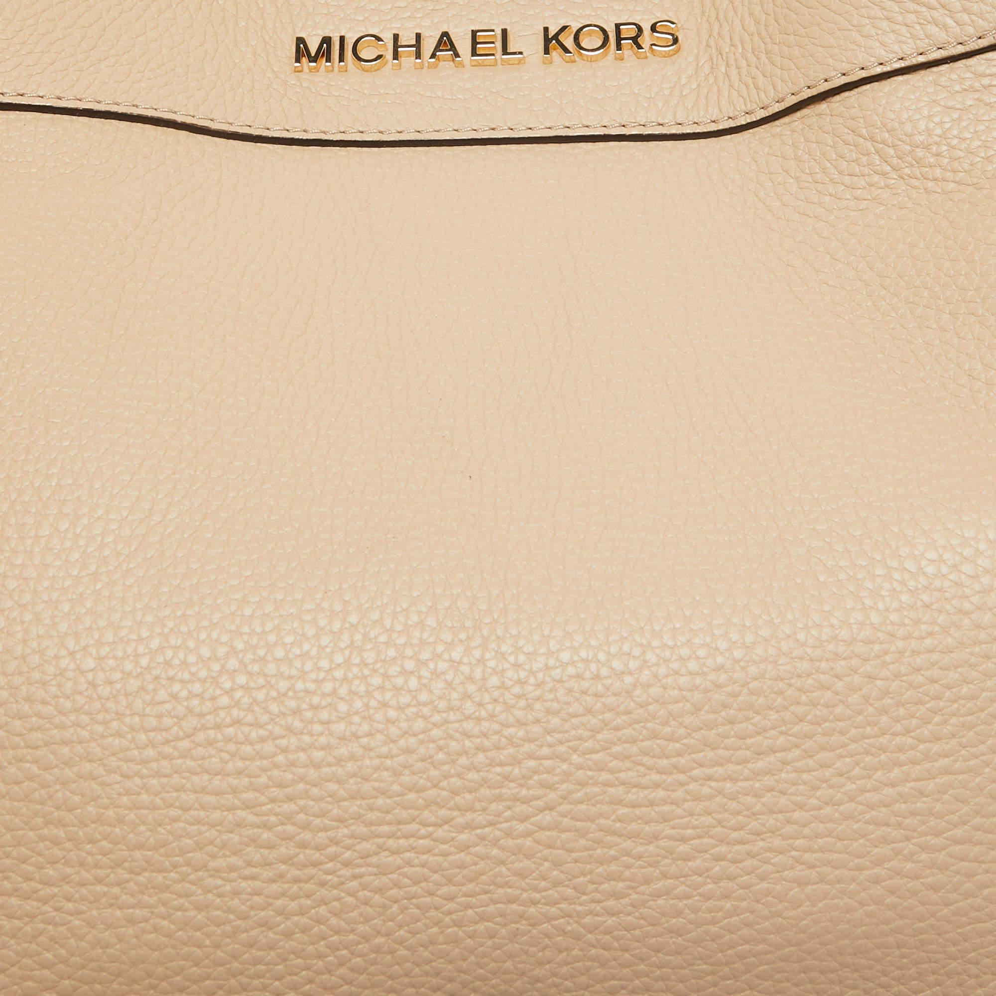 Michael Kors Beige Leather large Jet Set Chain Shoulder Bag 1