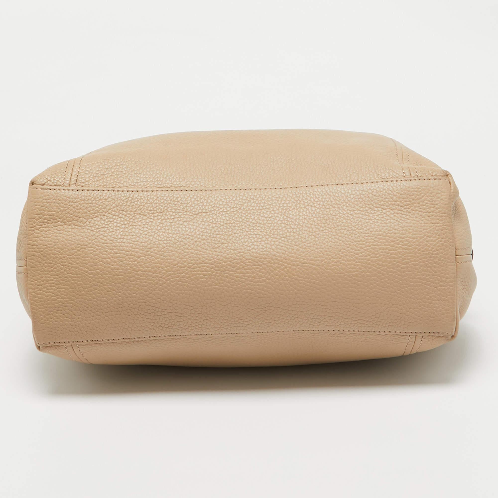 Michael Kors Beige Leather large Jet Set Chain Shoulder Bag 2