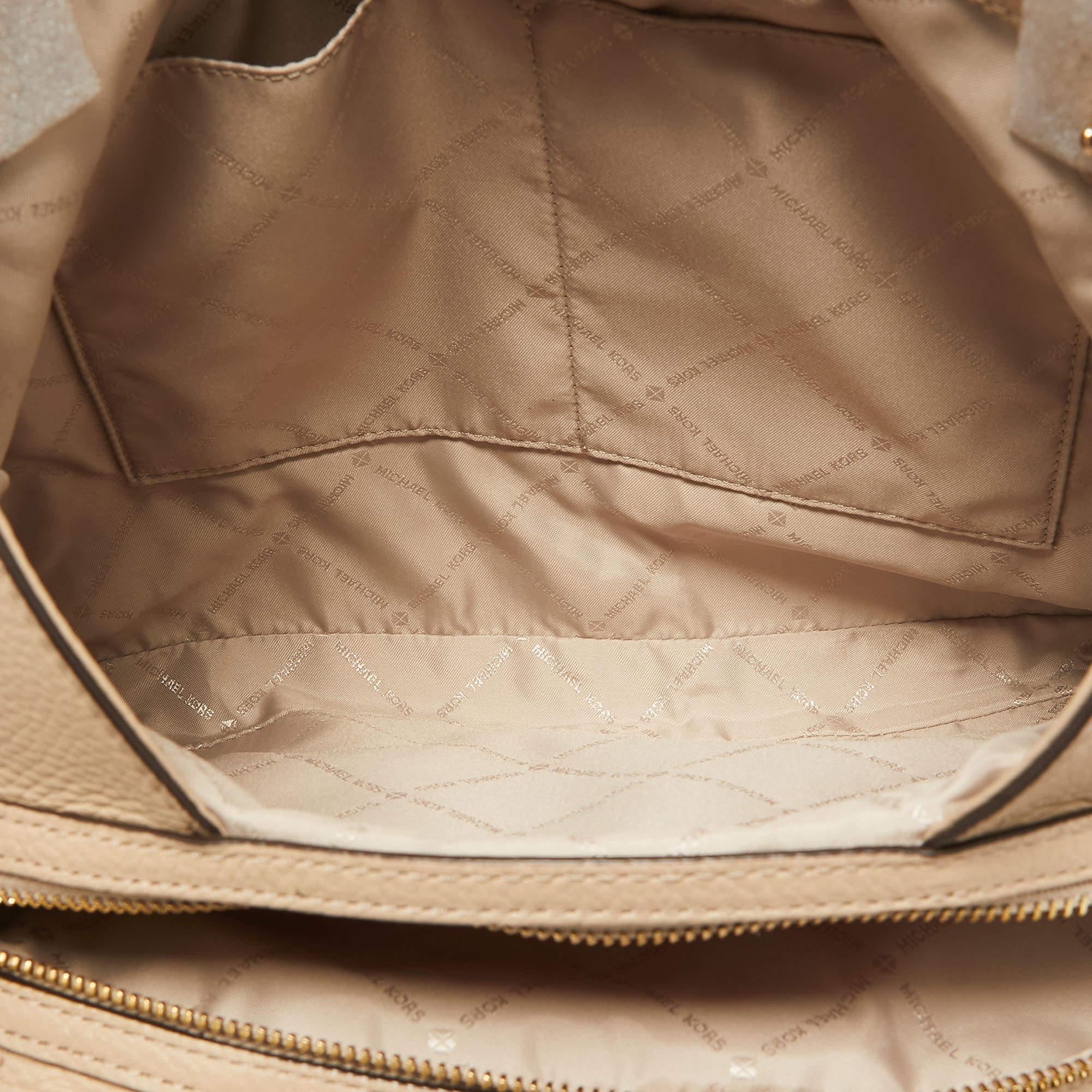 Michael Kors Beige Leather large Jet Set Chain Shoulder Bag 4