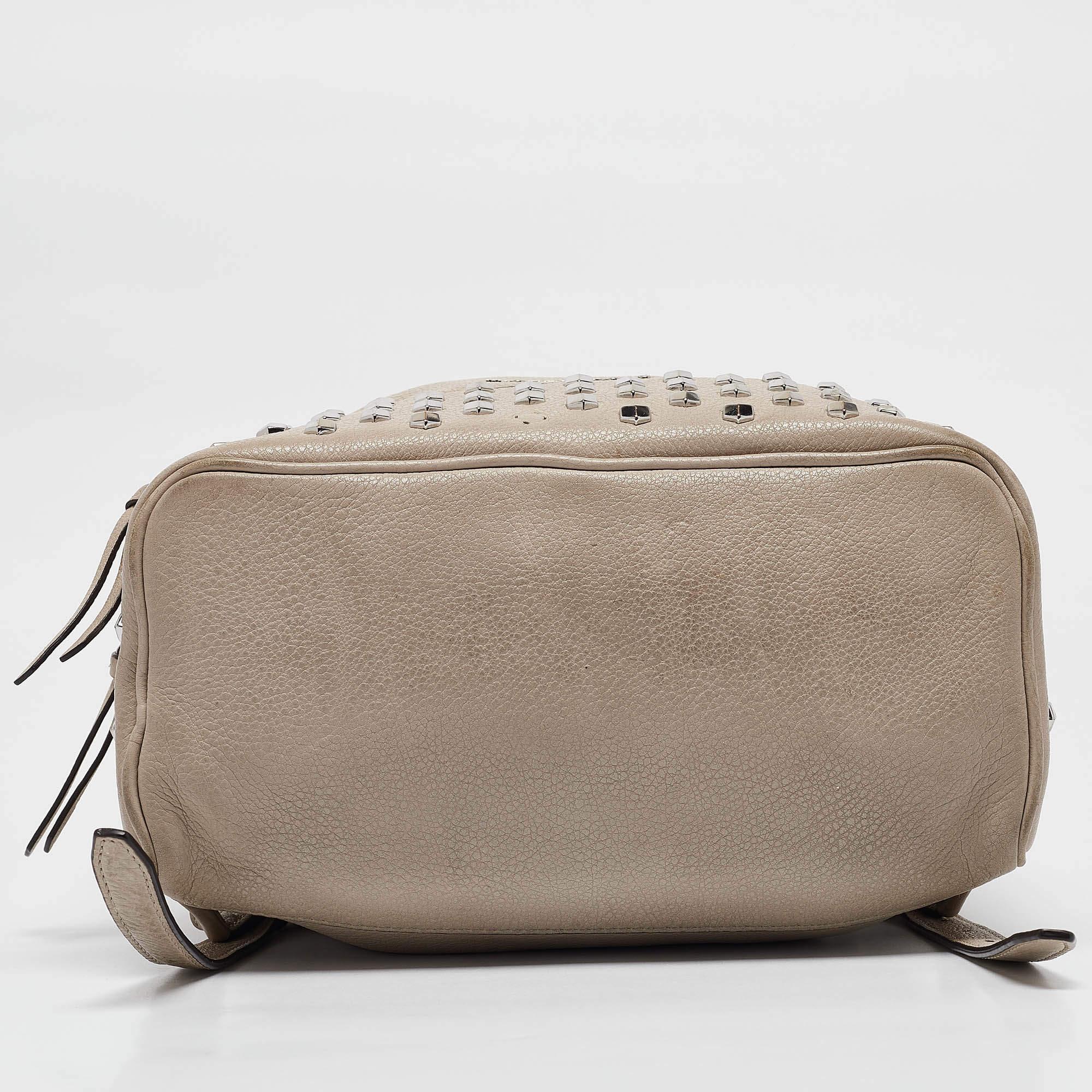 Michael Kors Rhea Rucksack aus beigem Leder mit Nieten 2