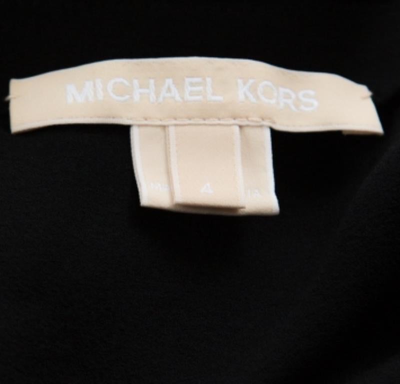 Michael Kors Schwarzes asymmetrisches Kleid mit Bateau-Ausschnitt und Kreppverzierung S Damen im Angebot