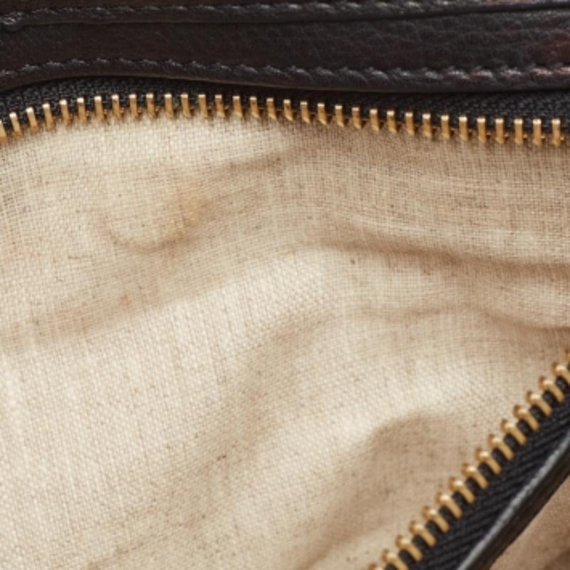 Michael Kors Schwarze Umhängetasche aus Leder und mit Krokoprägung im Angebot 2