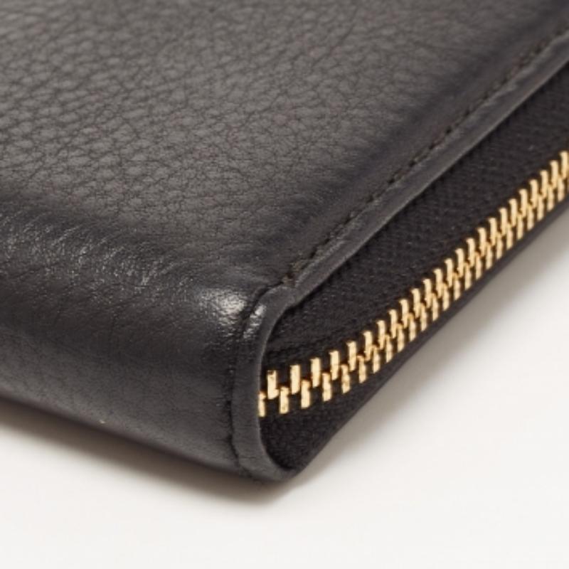 Michael Kors Black Leather Jet Set Zip Around Wallet 5
