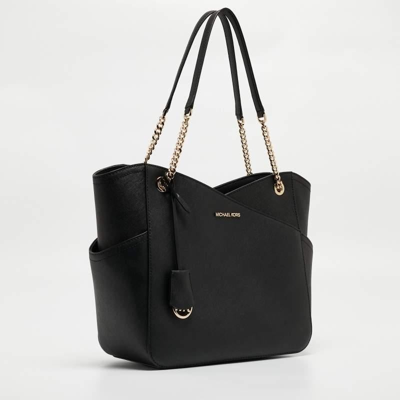 Michael Kors Bolso grande de piel negro con cadena Jet Set en Excelente Estado en Dubai, Al Qouz 2