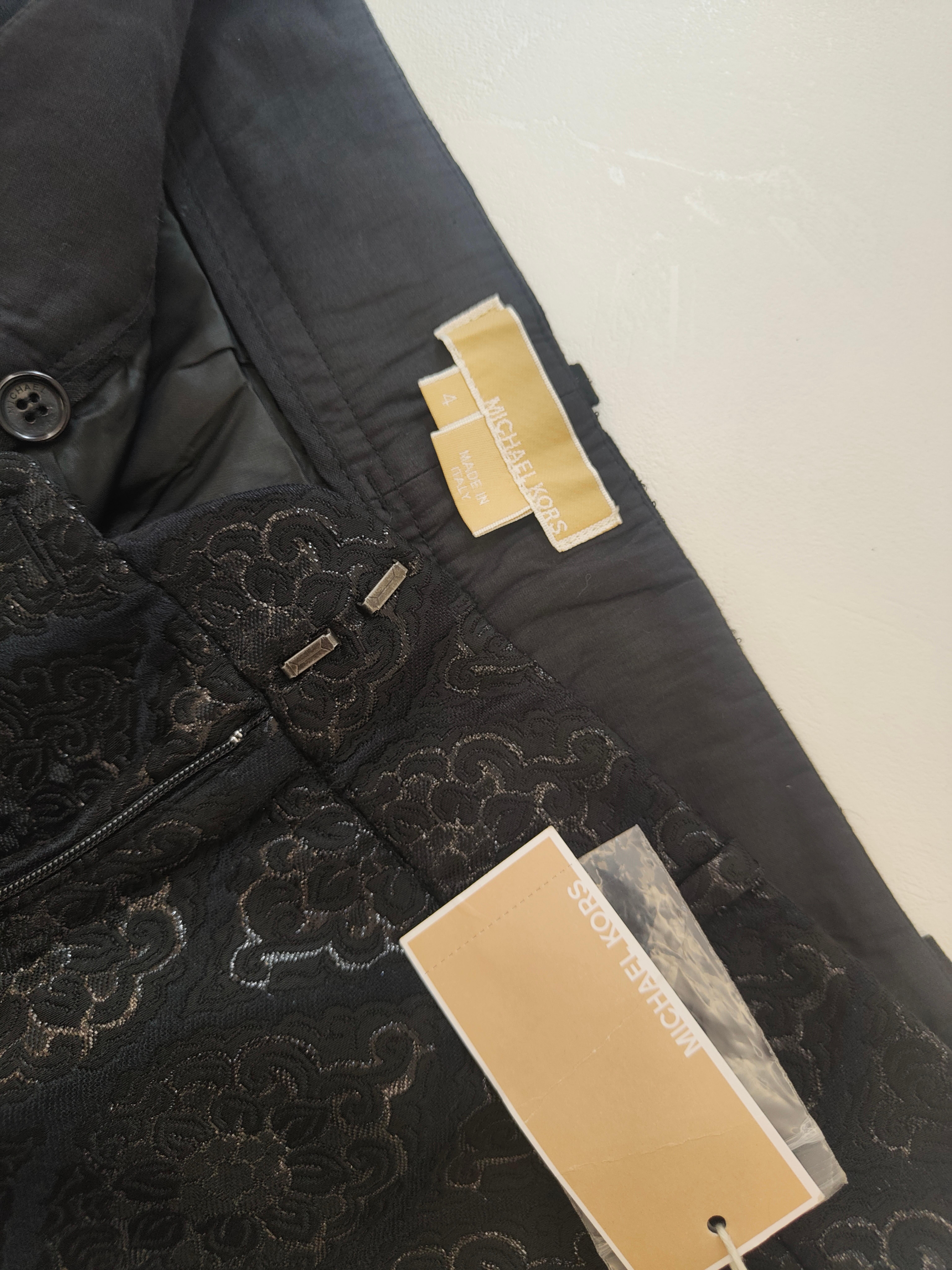 Michael Kors black pants NWOT
Size 4
Waist 74 cm, lenght 65 cm