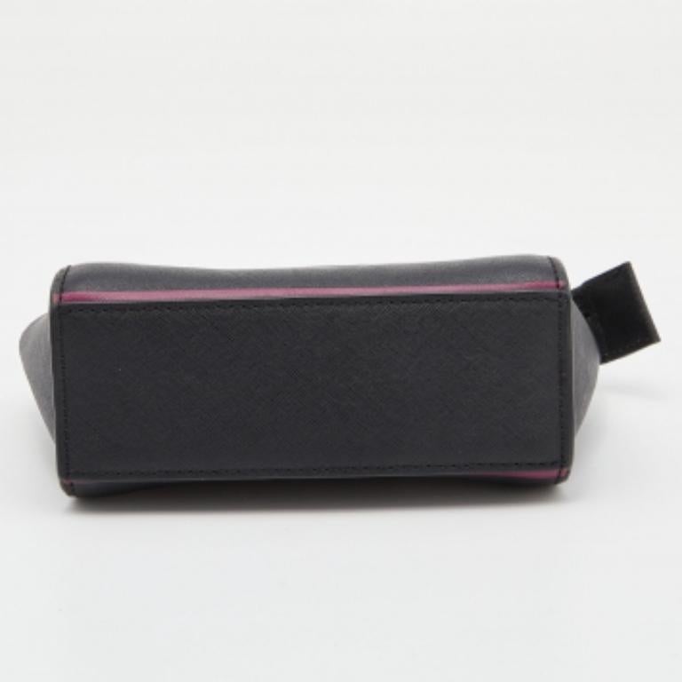 Michael Kors Schwarz/Rosa Saffiano Leder Mini Selma Umhängetasche aus Leder im Angebot 3