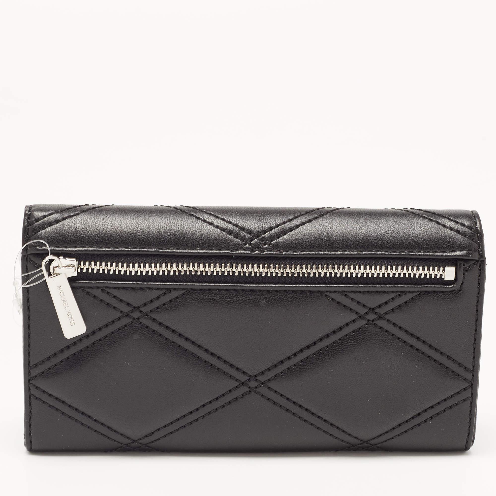 Michael Kors Black Quilted Leather Jet Set Travel Trifold Continental Wallet In New Condition In Dubai, Al Qouz 2