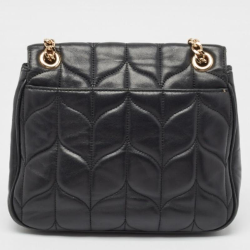 Michael Kors Schwarze gesteppte Sloan Umhängetasche aus Leder Damen im Angebot