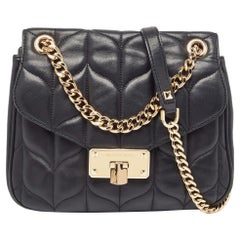 Michael Kors Bolso de hombro Sloan de piel acolchada negra