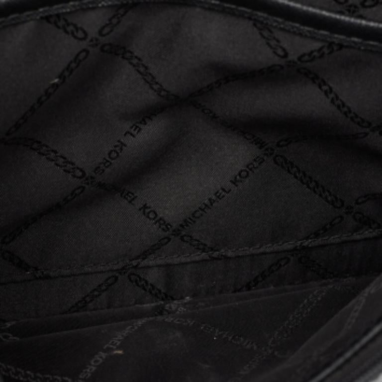 Michael Kors Schwarze große Daniela Umhängetasche aus Saffiano-Leder im Angebot 6