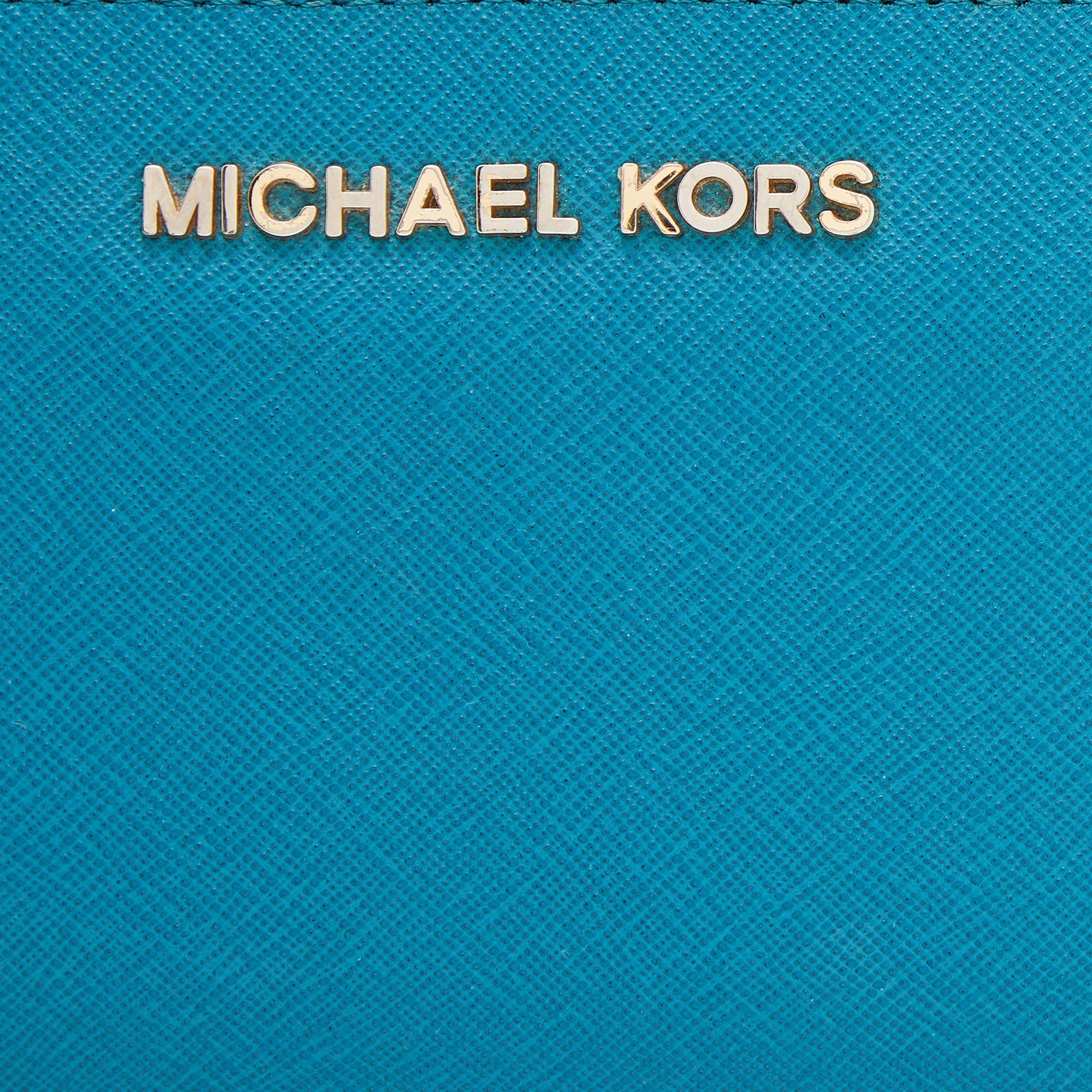 Michael Kors Blue Leather Jet Set Zip Around Wallet For Sale 1