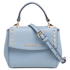 Michael Kors Blaue Mini Karla Top Handle Tasche aus Leder
