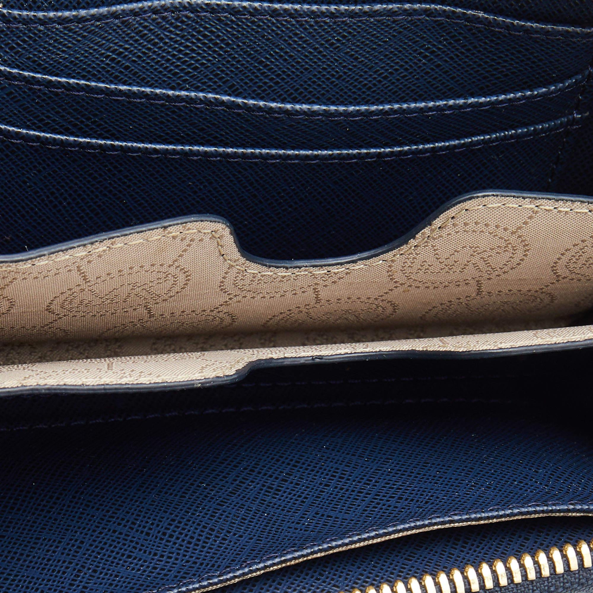 This designer wallet is an immaculate balance of sophistication and rational utility. It has been designed using prime quality materials and elevated by a sleek finish. The creation is equipped with ample space for your monetary essentials.