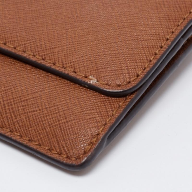 Continental en cuir marron de Michael Kors  Portefeuille en vente 2