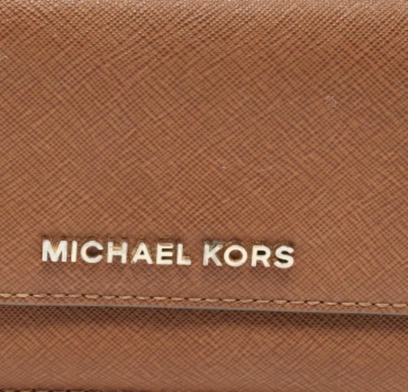 Cartera continental de piel marrón Michael Kors en venta 4
