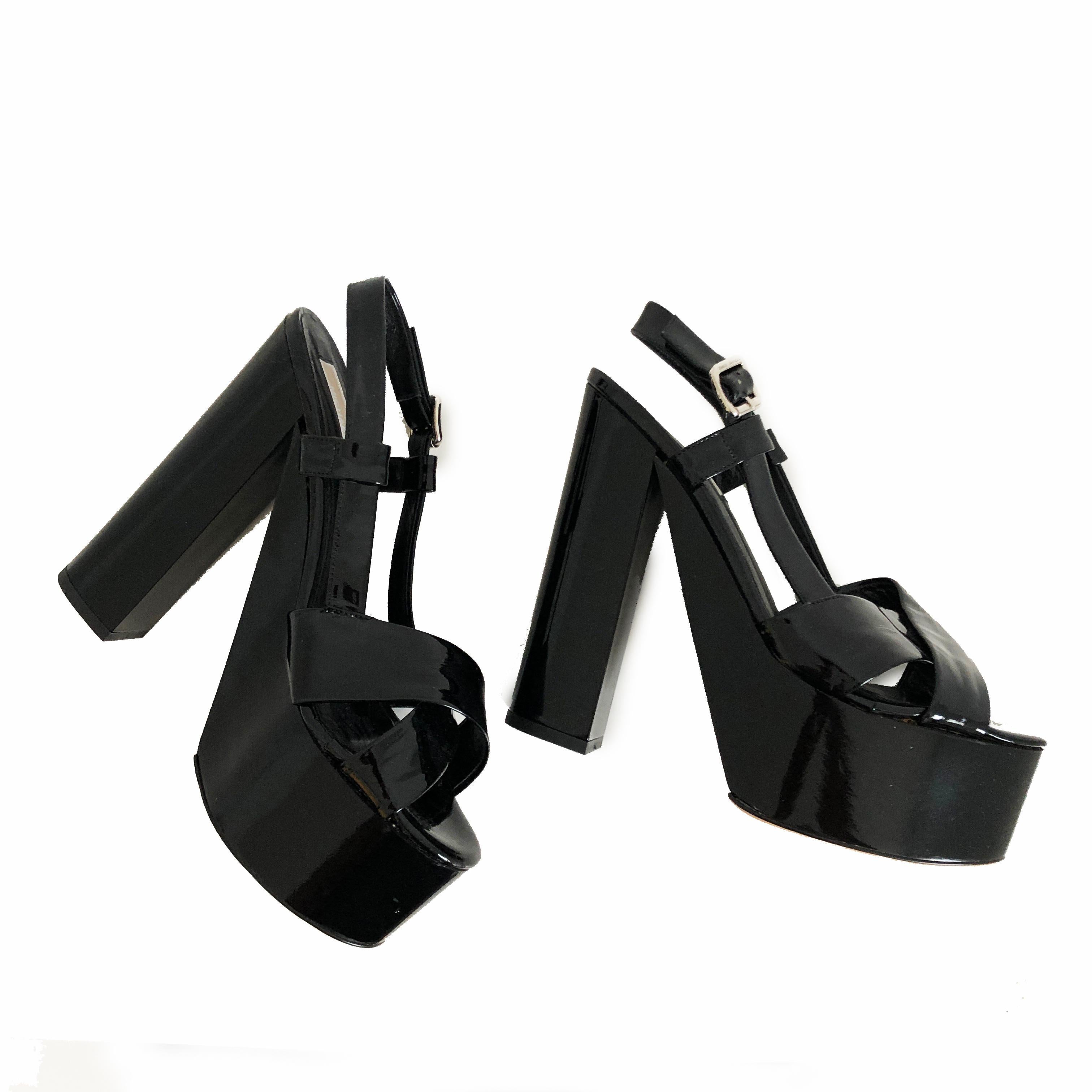 Michael Kors Chunky Platforms Sandals Heels Black Patent Retro Size 37.5 en vente 2