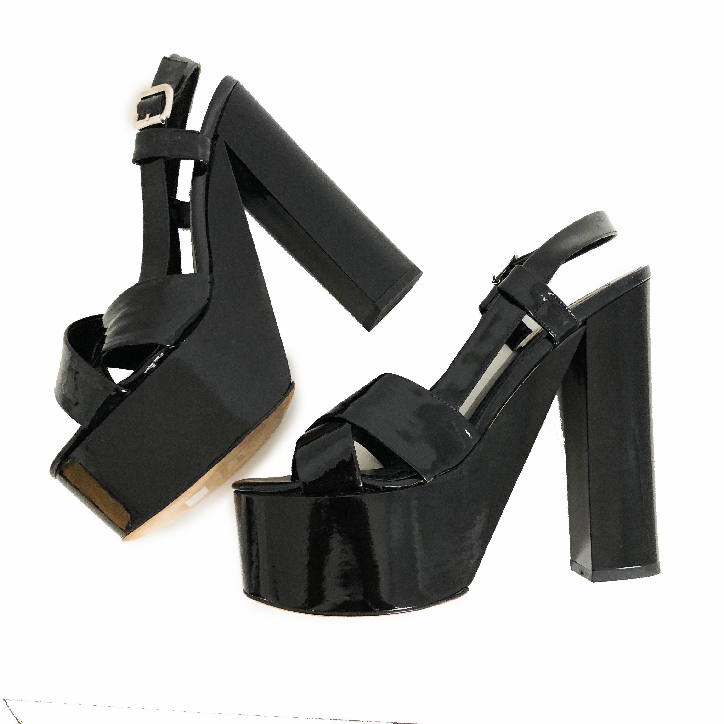Michael Kors Chunky Platforms Sandals Heels Black Patent Retro Size 37.5 en vente 3