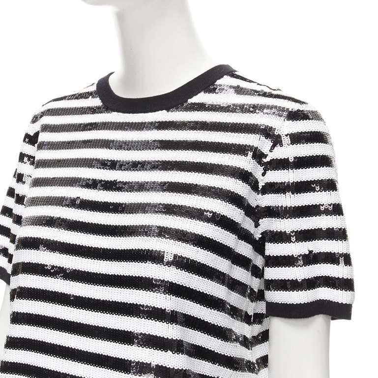MICHAEL KORS COLLECTION 100% merino wool black white sequins striped boxy top XS
Reference: LNKO/A02036
Brand: Michael Kors
Material: Merino Wool
Color: Black, White
Pattern: Striped
Closure: Pullover
Lining: Wool
Made in: