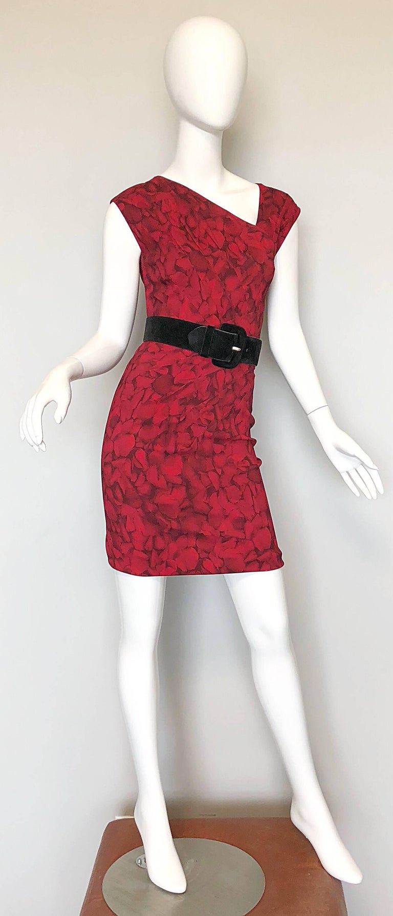 Michael Kors Collection 2010 Runway Size 4 / 6 Rose Petal Red + Black Mini Dress Michael Kors Collection 2010 Runway Size 4 / 6 Rose Petal Red + Black Mini Dress