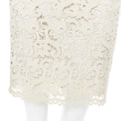MICHAEL KORS COLLECTION beige embroidered lace fited skirt US2  26"