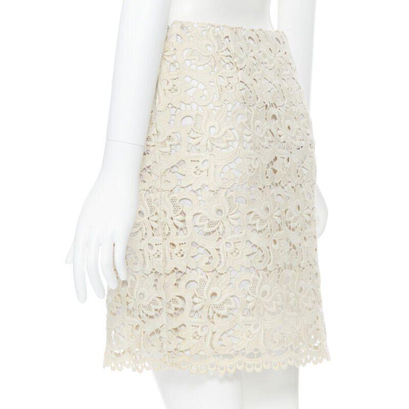 MICHAEL KORS COLLECTION beige embroidered lace fited skirt US2  26