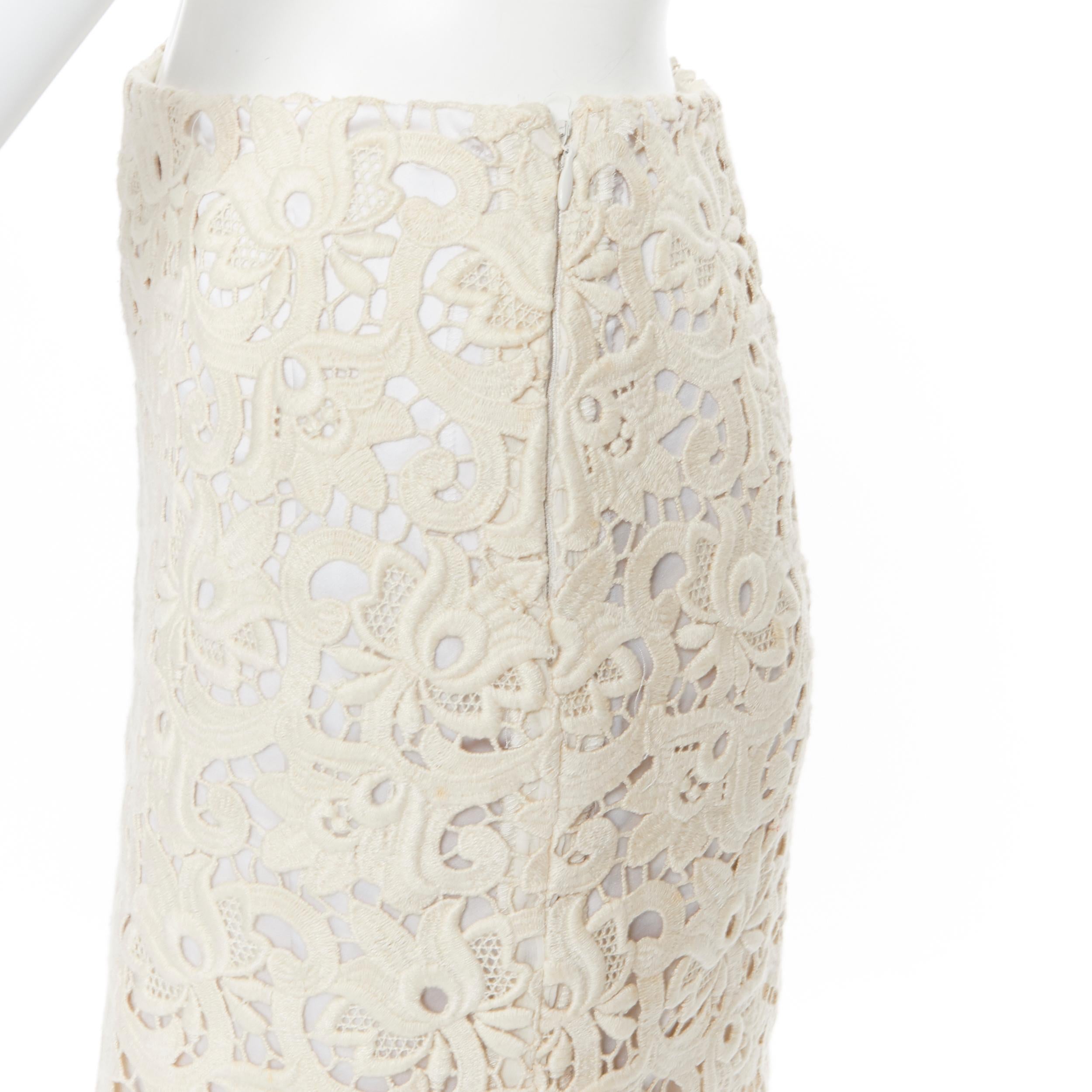 MICHAEL KORS COLLECTION beige embroidered lace fited skirt US2 26