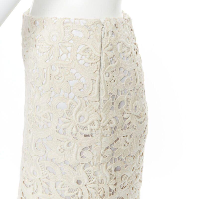 MICHAEL KORS COLLECTION beige embroidered lace fited skirt US2  26