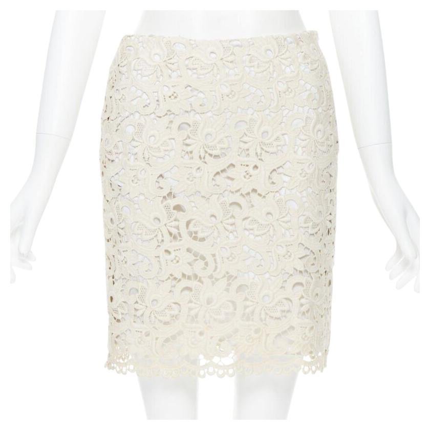 MICHAEL KORS COLLECTION beige embroidered lace fitted skirt US2  26" For Sale
